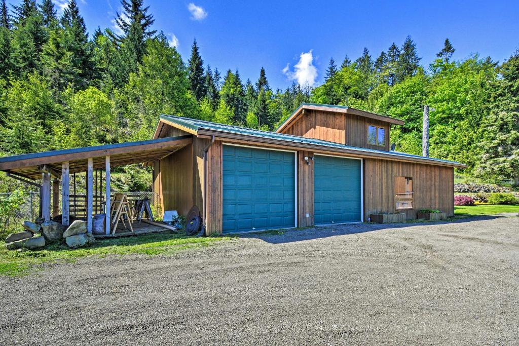 Picturesque Port Angeles Cabin with Fire Pit! photo 1