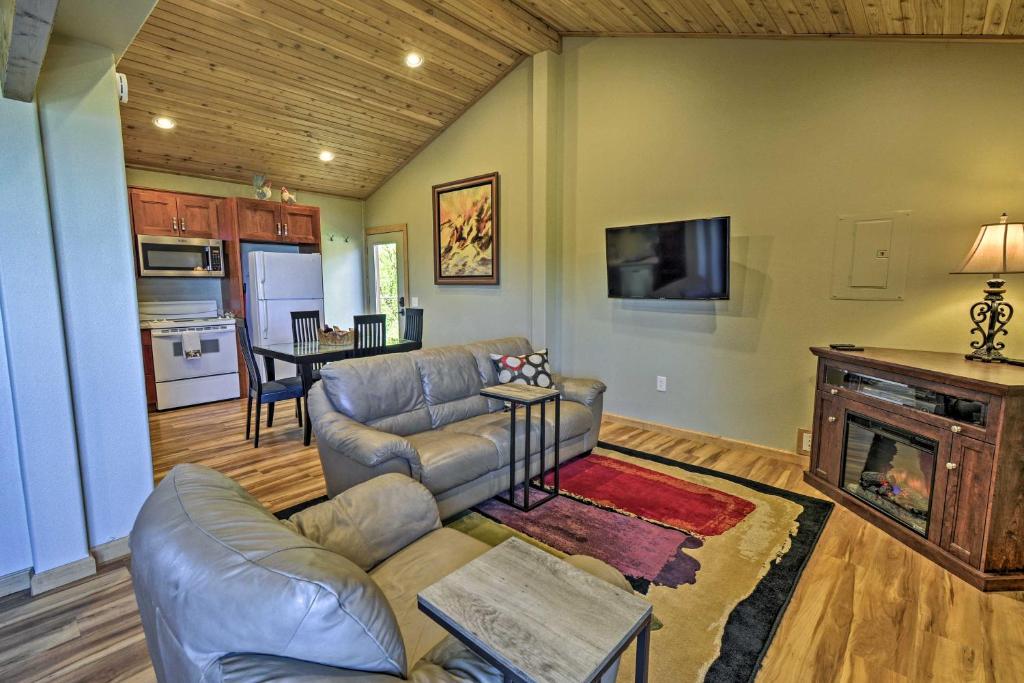 Picturesque Port Angeles Cabin with Fire Pit! photo 2