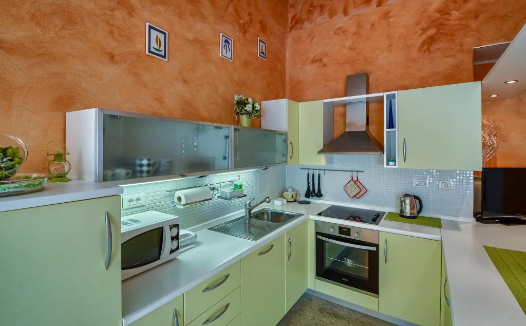 Apartman Maksim photo 2