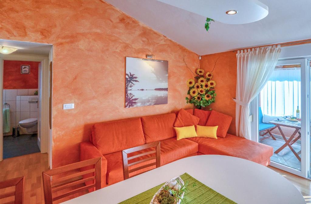Apartman Maksim photo 4