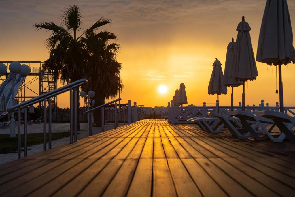 Khayam Garden Beach Resort & Spa photo 4