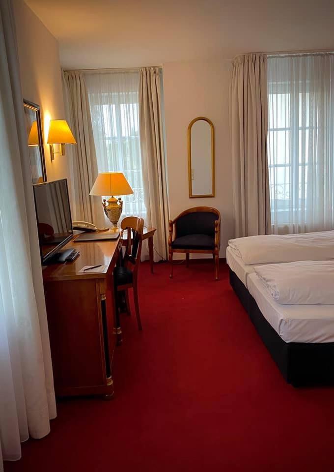 Hotel Daniels photo 2