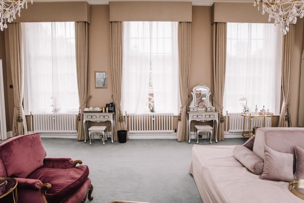 Hawkstone Hall Hotel & Gardens - Tap to explore photos