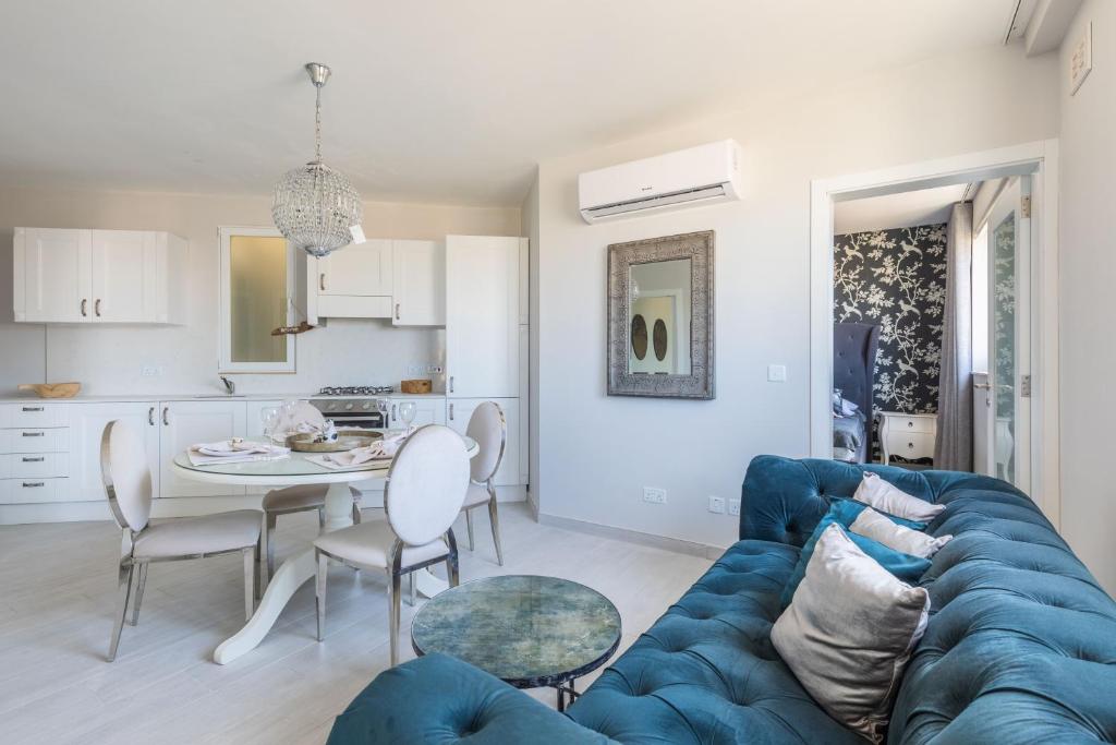 Boutique Style – 2 Bedroom Apartment- Ta’Xbiex, Sliema area photo 3