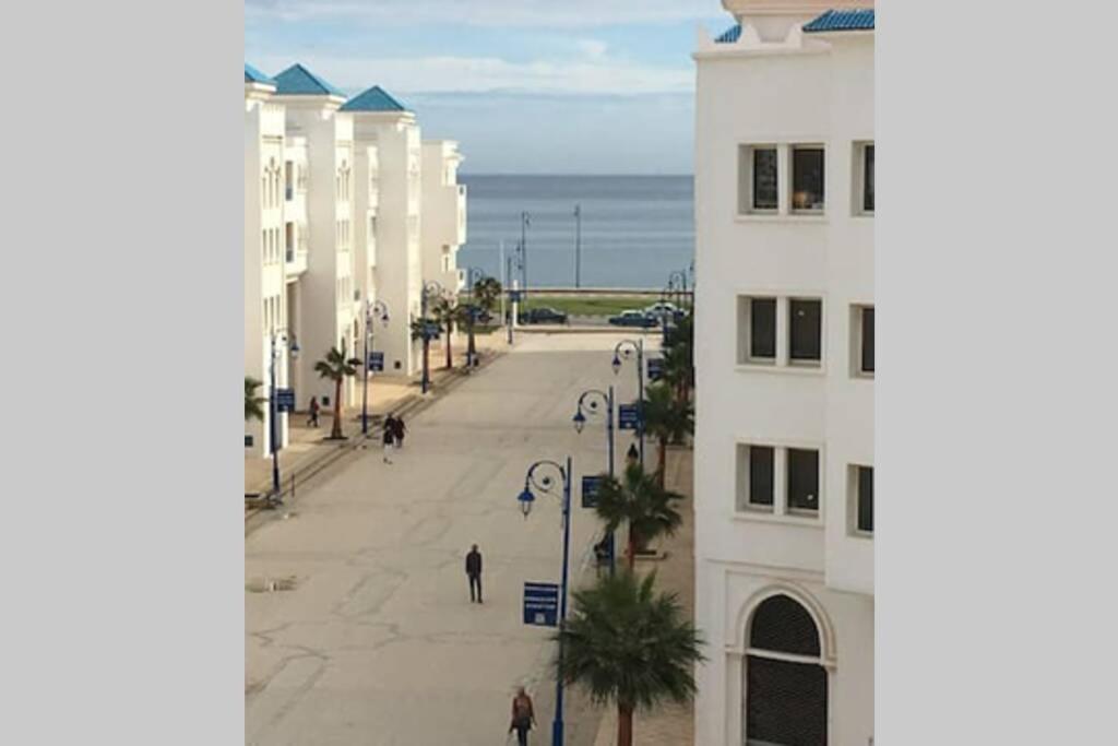 Magnifique appartement a louer à fnideq avec parking gratuit photo 1