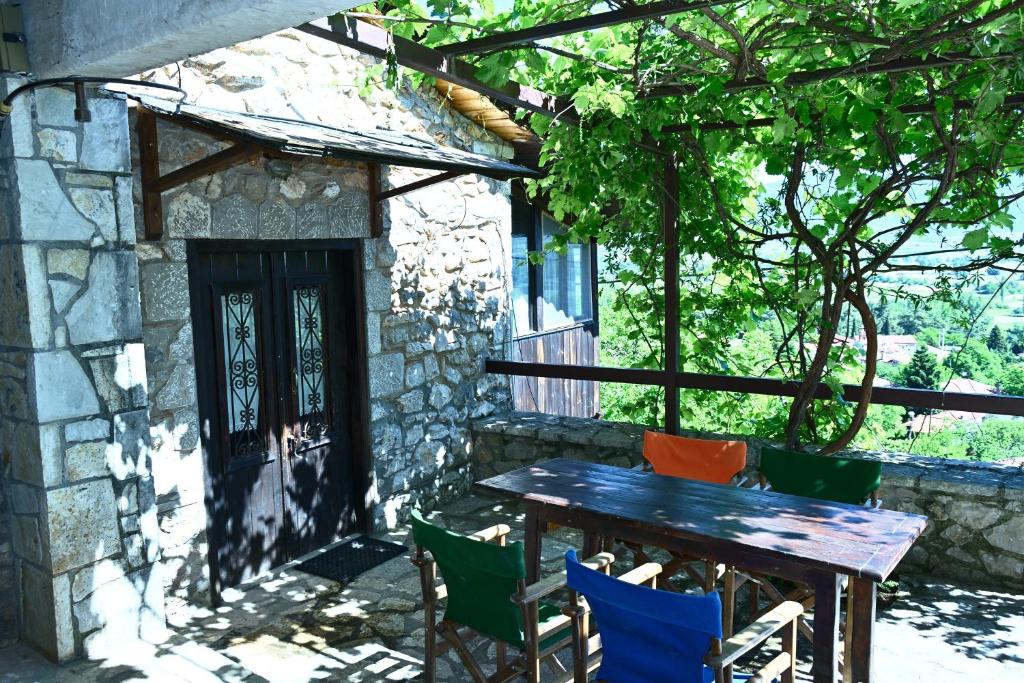 Small Stone Maisonette 1 photo 3
