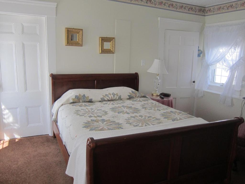Summers Country Inn photo 2
