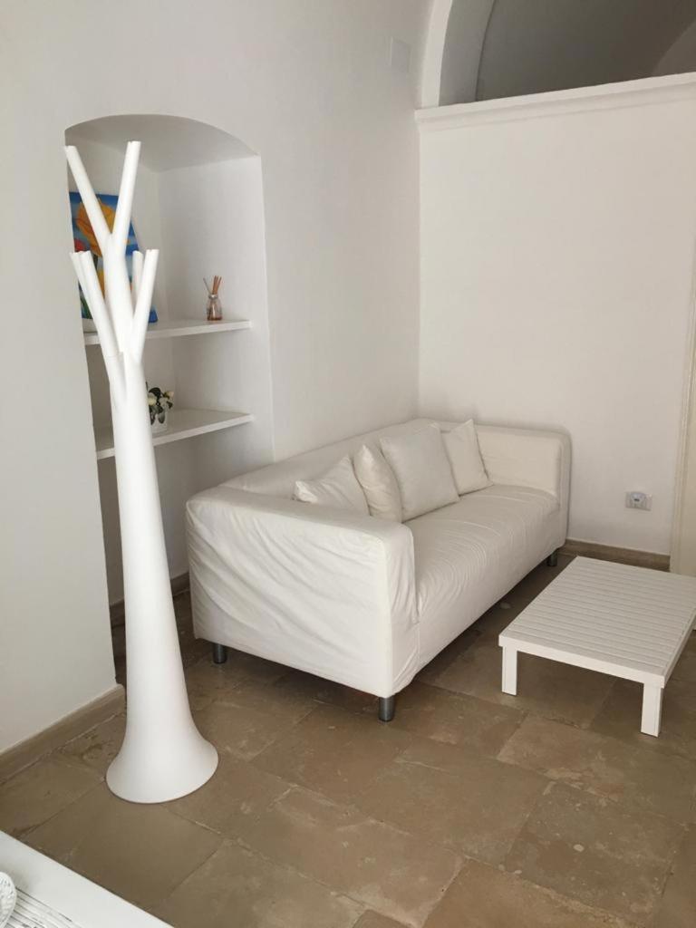 B&B LEOPARDI photo 2