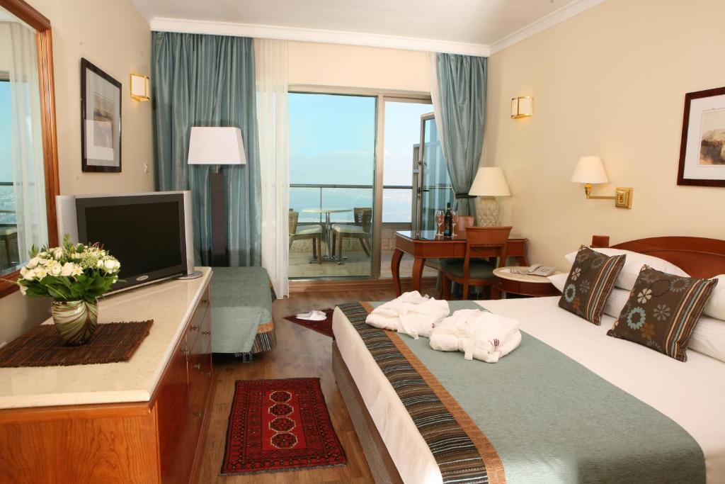 Crowne Plaza Haifa, an IHG Hotel photo 1