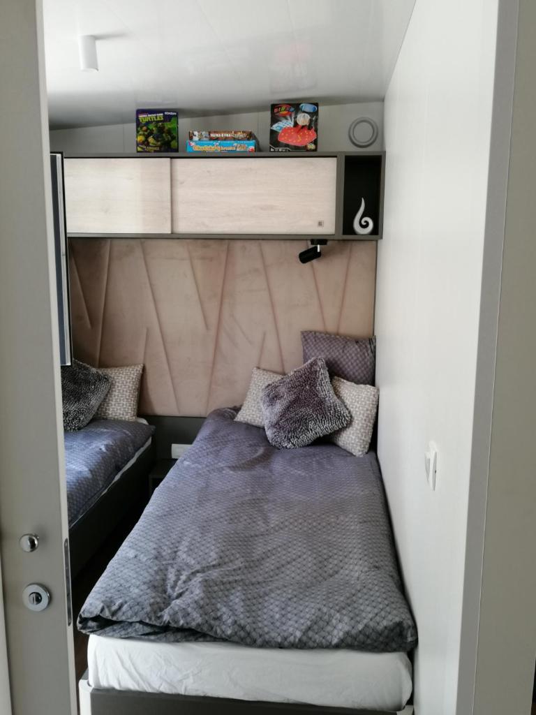 Mobile Home Mali raj photo 3