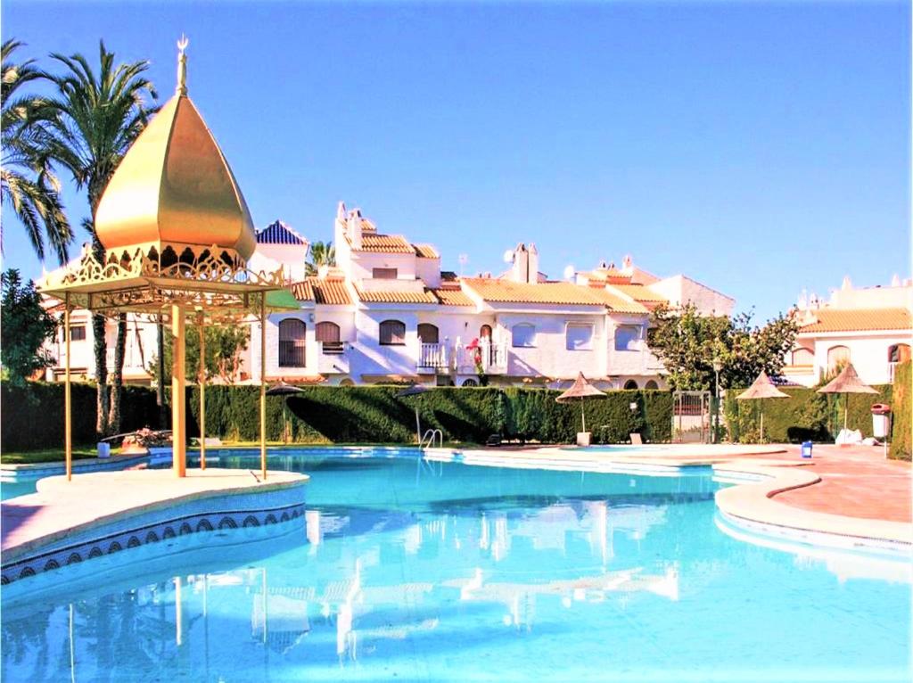 Townhouse with bbq and pools - Costa Hispania photo 2