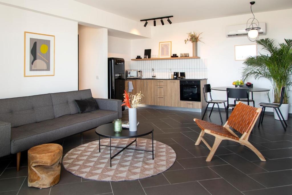LIV URBAN Suites photo 1