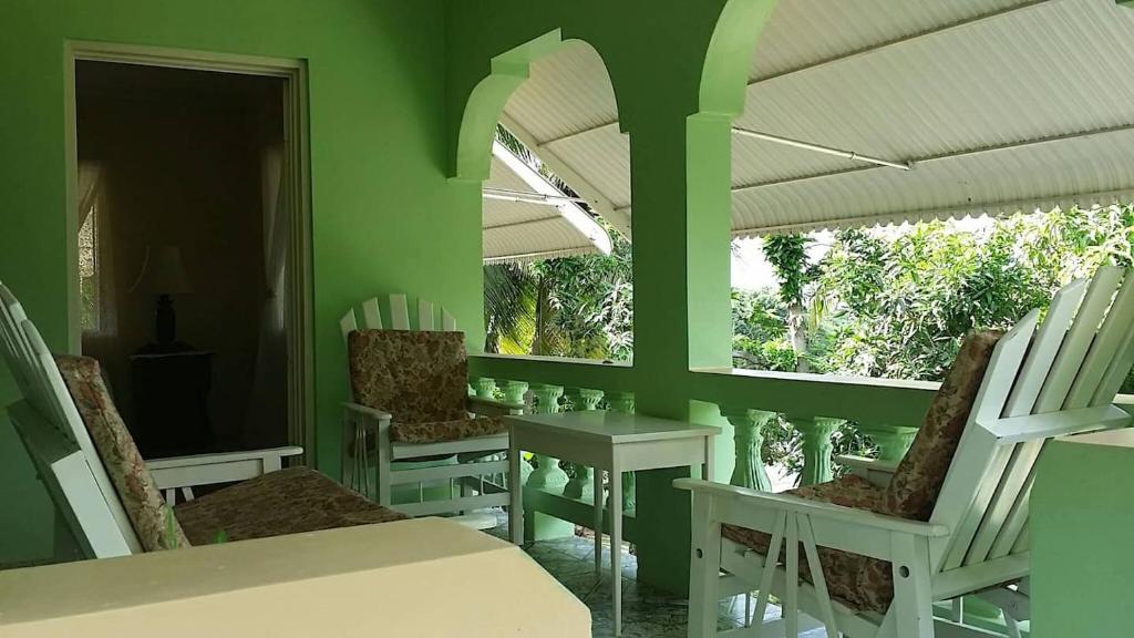 Rock Side Villa On the Beach photo 4