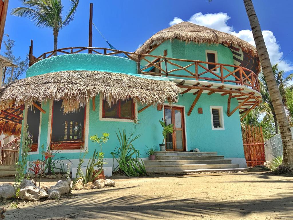 Casa Cacahuate Holbox-Casa entera con jardin-Whole house with garden photo 1