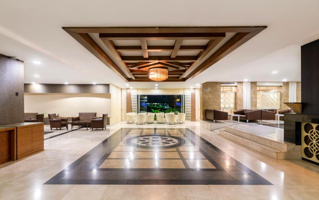 Ring Beach Hotel photo 1