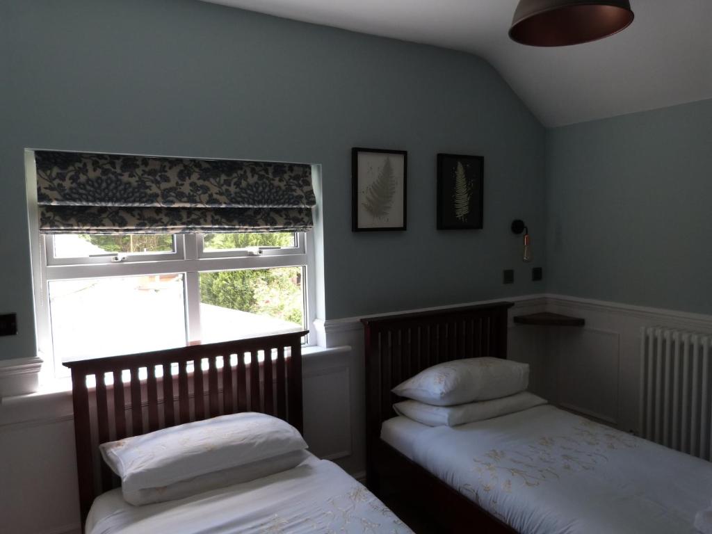 Twin Oaks Guest House Room Type - Standard Twin Room