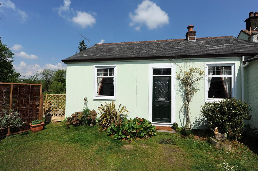 The Green House at Tathhill
