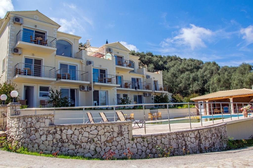 Spileo House Boutique Apartments - Adults Only photo 3