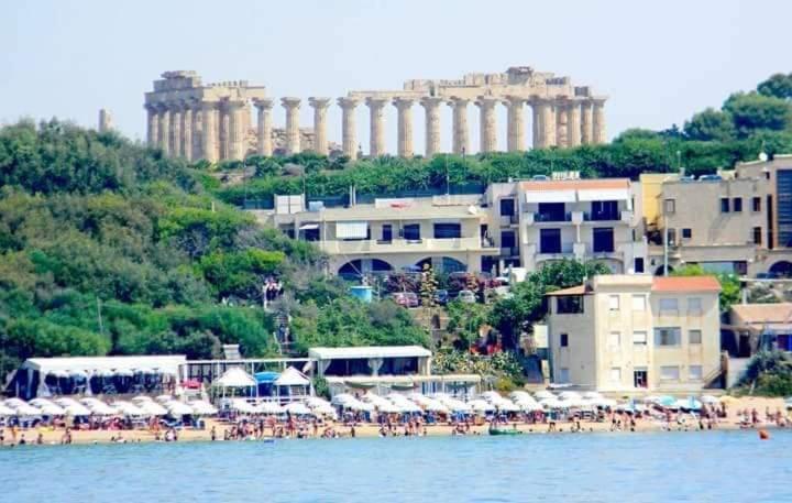 Bahari Beachfront Aparthotel Selinunte photo 2