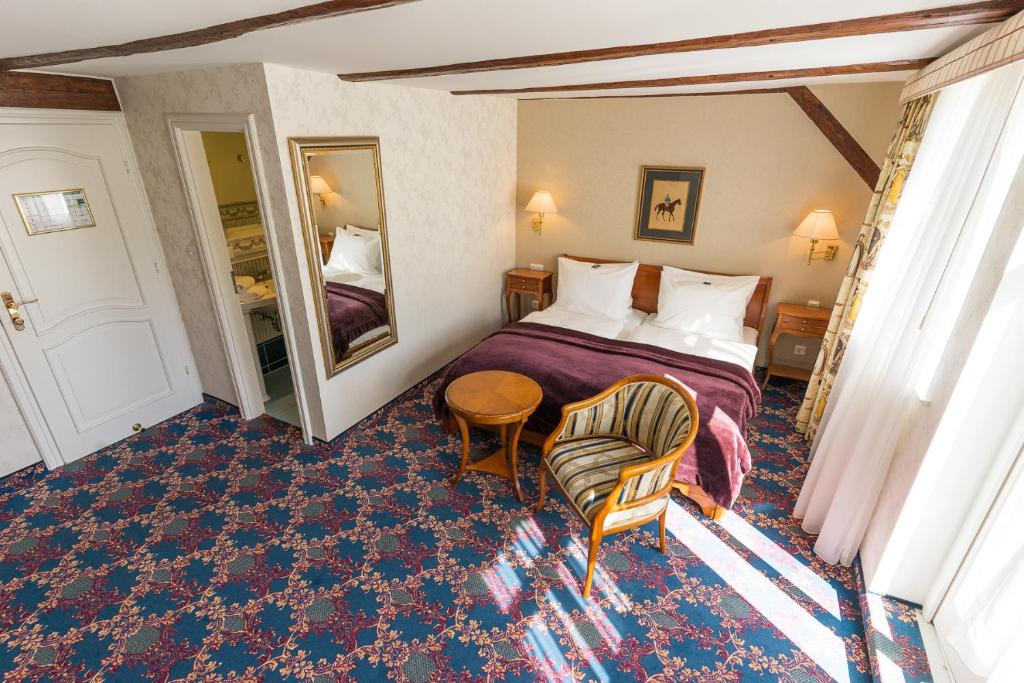 Boutiquehotel Schlosspalais - Tap to explore photos