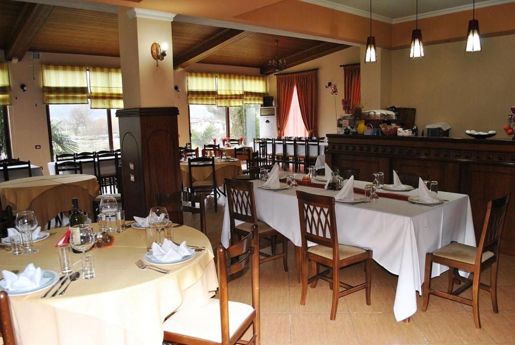 HOTEL RESTORANT VIKTORIA photo 3