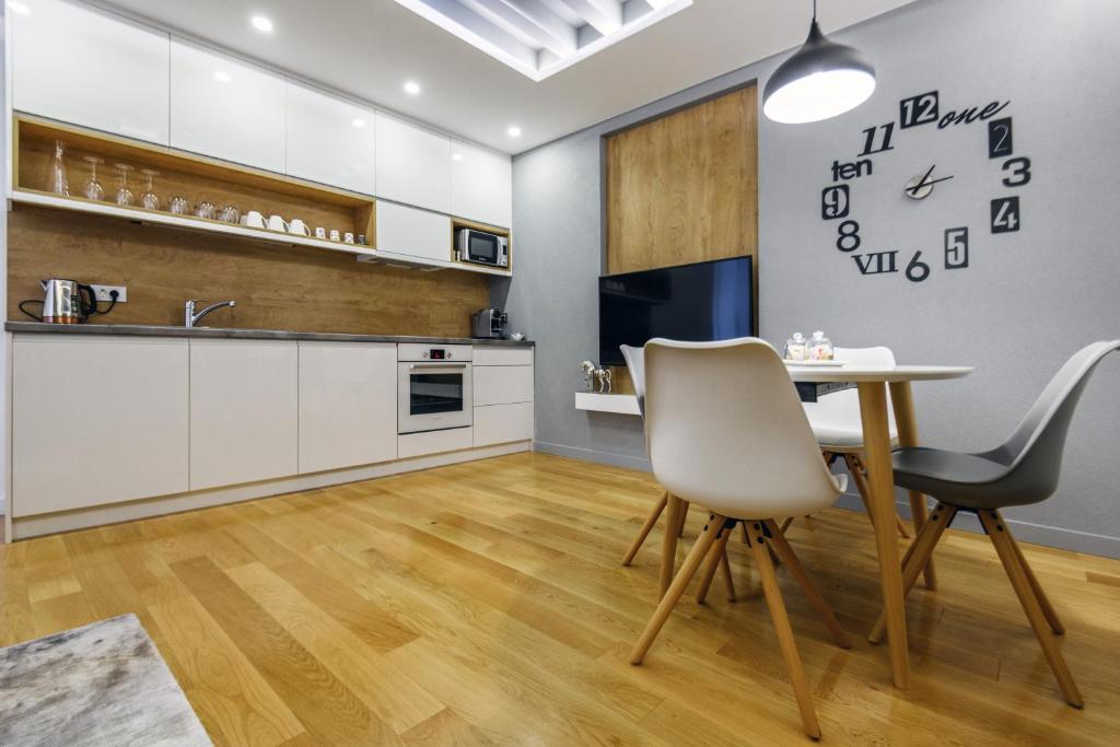 Windrose Design Apartments photo 2
