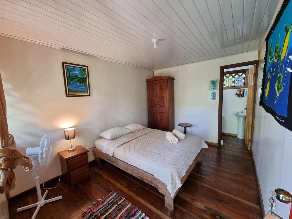 Cabinas Tortuguero photo 1