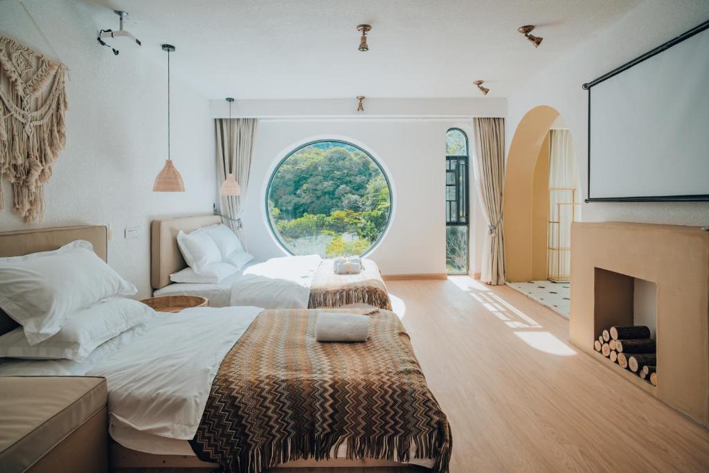 Distant Mountain Forest Wild Luxury Homestay photo 3
