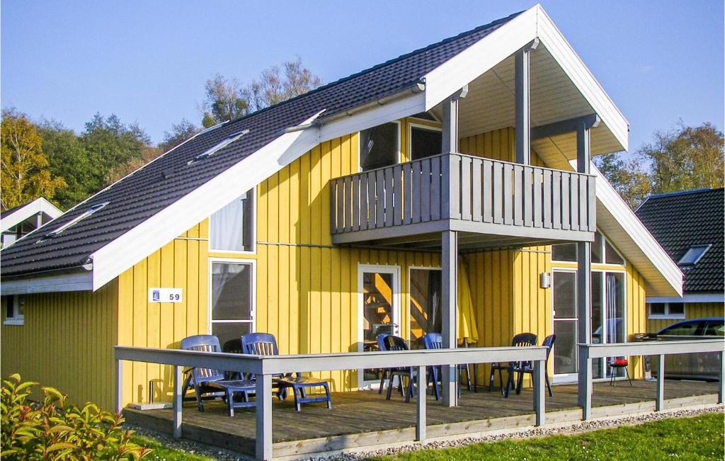 Nice Home In Rechlin With 2 Bedrooms, Sauna And Wifi