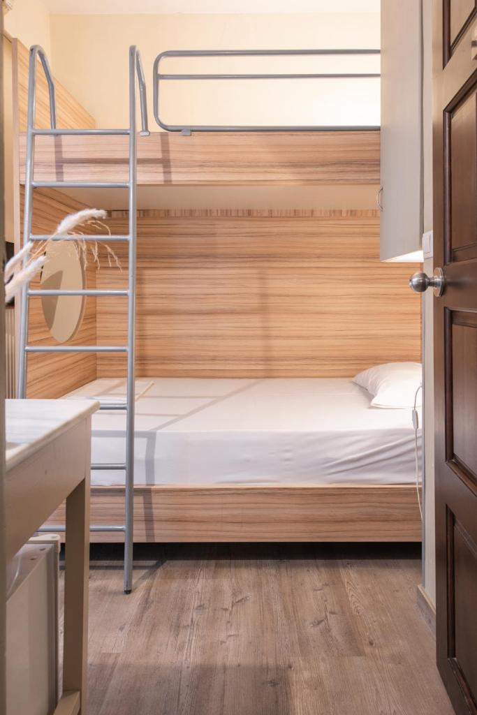 Двухместный (Бюджетный двухместный номер с 1 кроватью), Yria Hotel