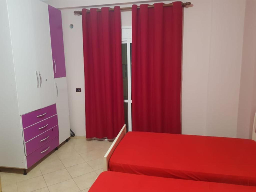 LUXURY SEASIDE APARTMENT WITH TWO BEDROOMS 130 meter photo 2