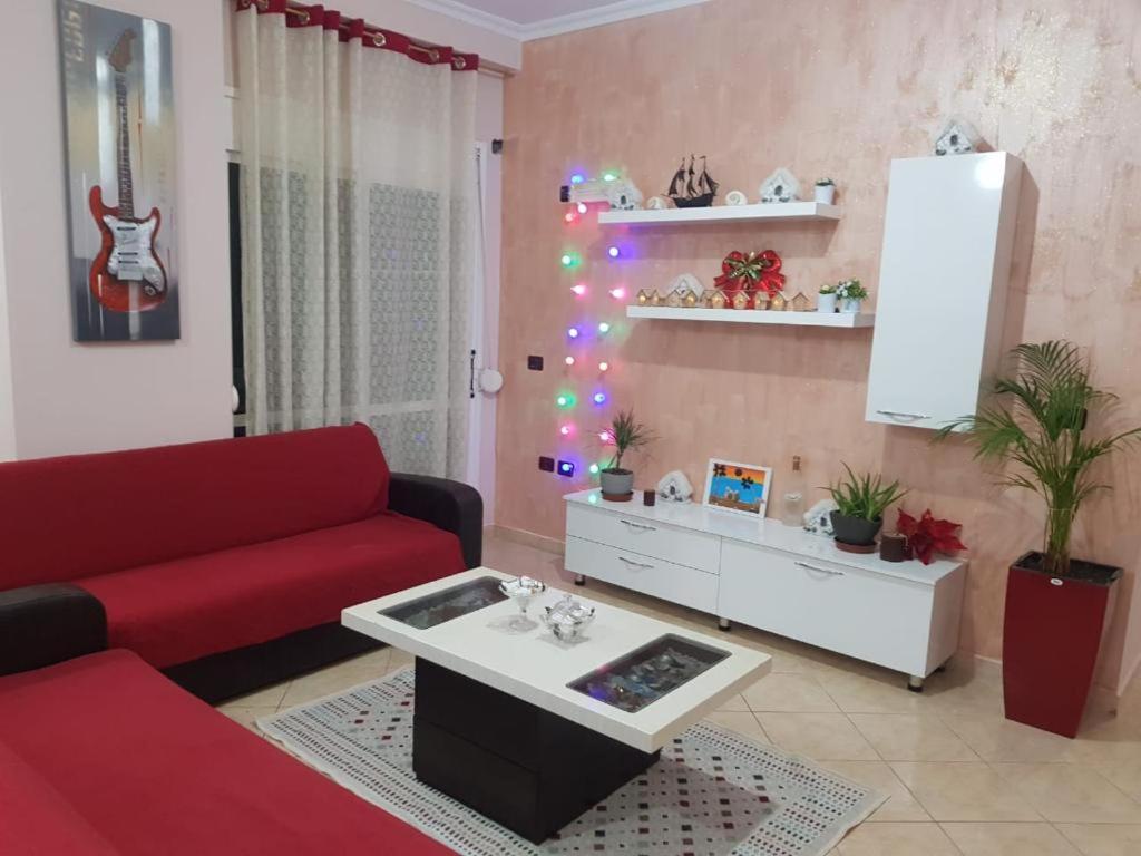 LUXURY SEASIDE APARTMENT WITH TWO BEDROOMS 130 meter photo 3