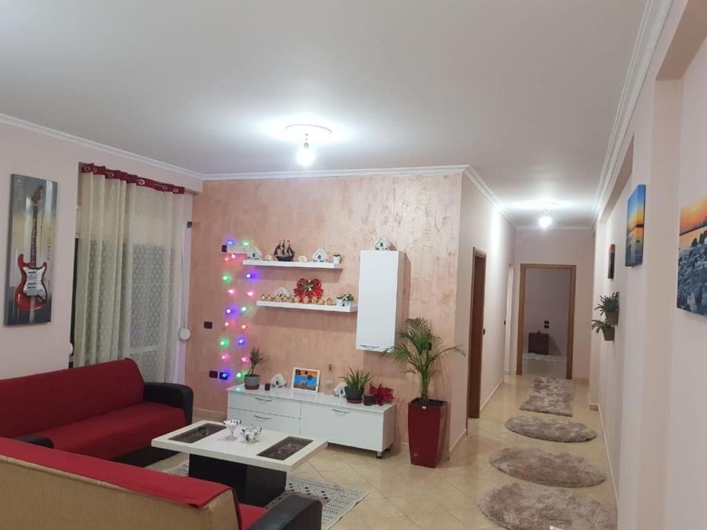 LUXURY SEASIDE APARTMENT WITH TWO BEDROOMS 130 meter photo 4
