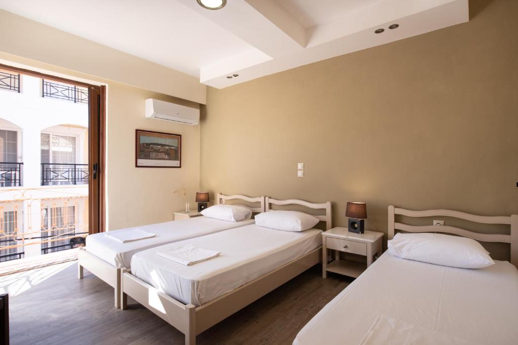 Трехместный (Трехместный номер), Yria Hotel
