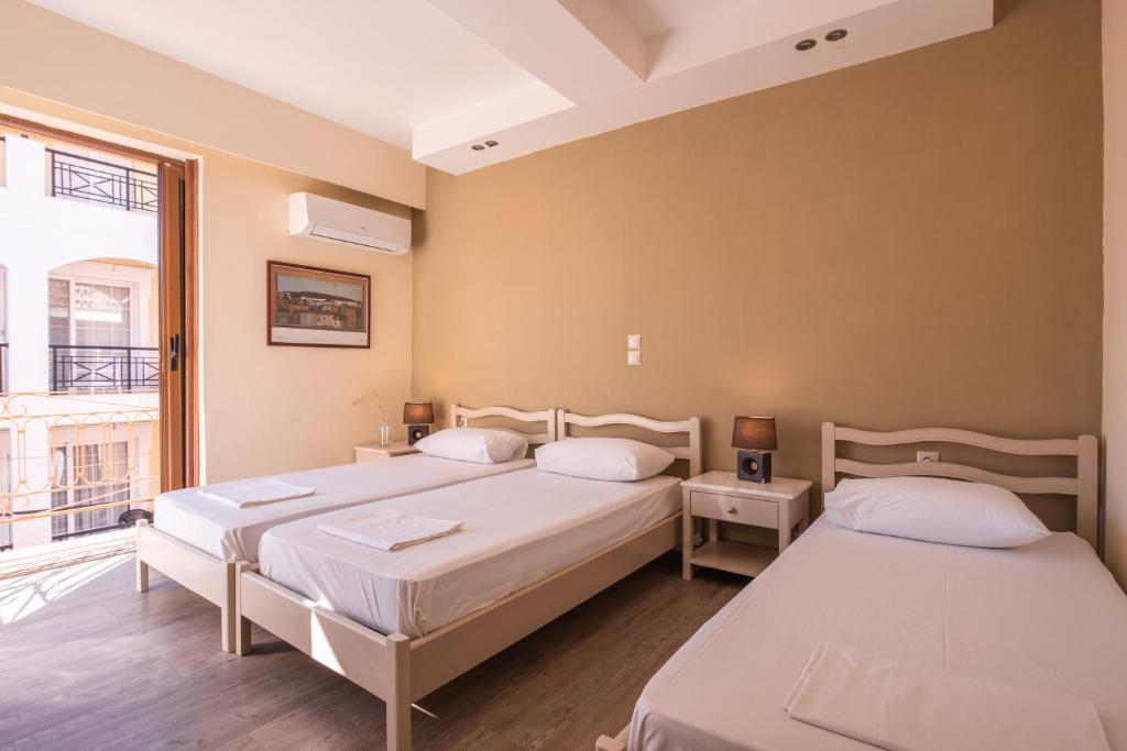 Трехместный (Трехместный номер), Yria Hotel