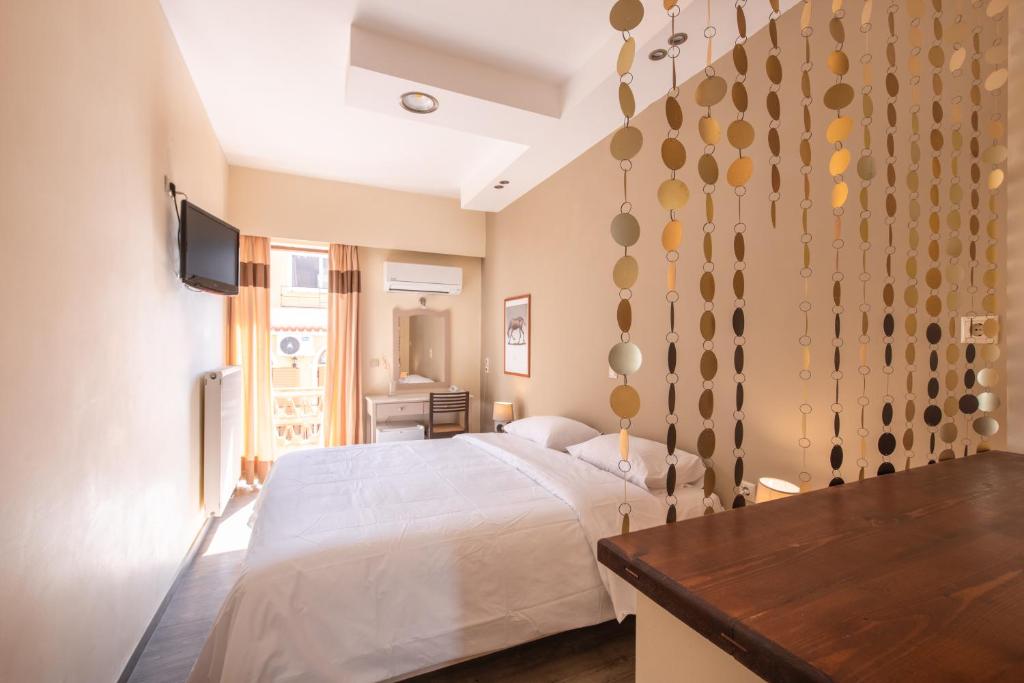 Сьюит (Улучшенный номер), Yria Hotel