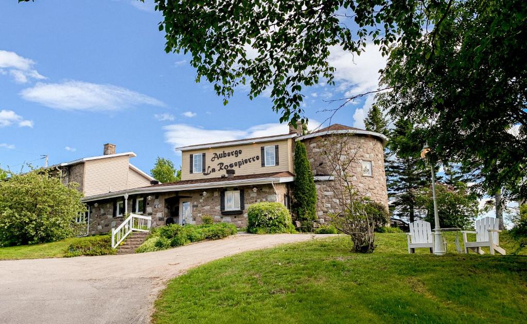 Auberge la Rosepierre bistro Henri photo 2