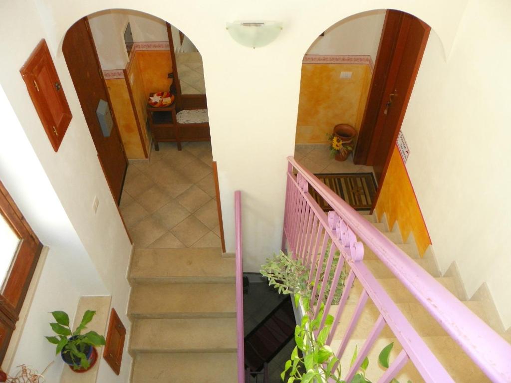 Cloris Guest House - Tap to explore photos