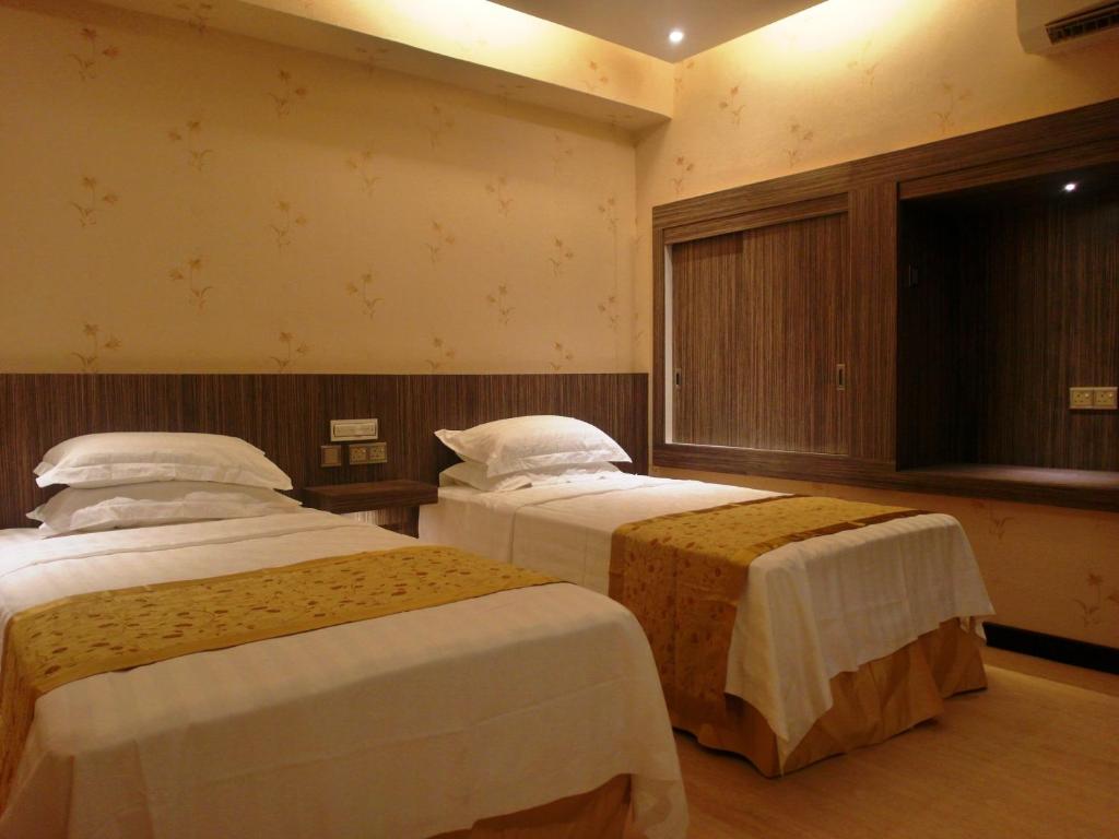 Mandarin Hotel Kota Kinabalu photo 2