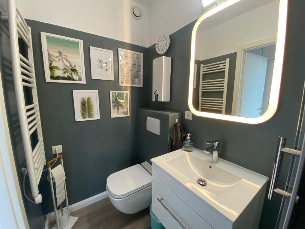 Stylische Ferienwohnung TOP LAGE am Hafen, Strand und Meer photo 1