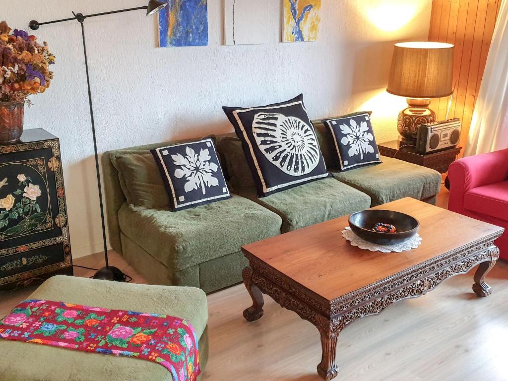 Apartment Chalet Bodmisunne-1 by Interhome photo 3