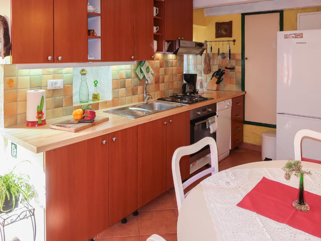 Holiday Home Vera - LOV304 by Interhome photo 4