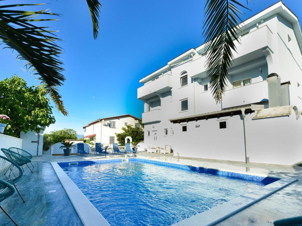 Apartment Jadran - NIN120 by Interhome