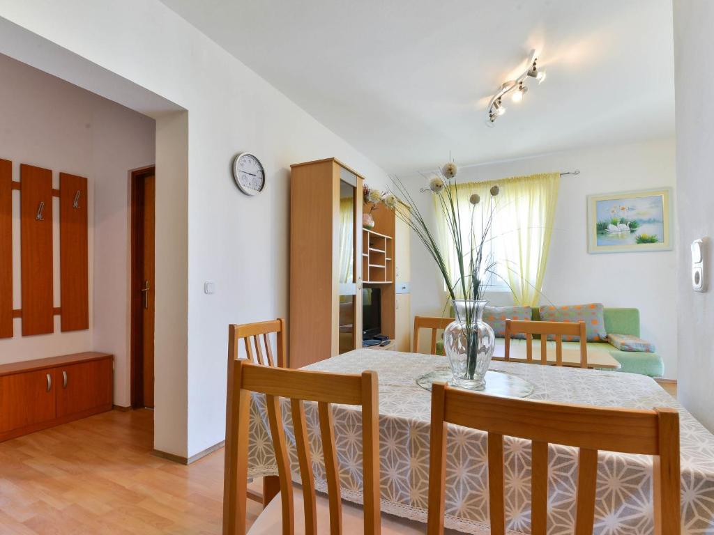 Apartment Jadran - NIN123 by Interhome photo 3
