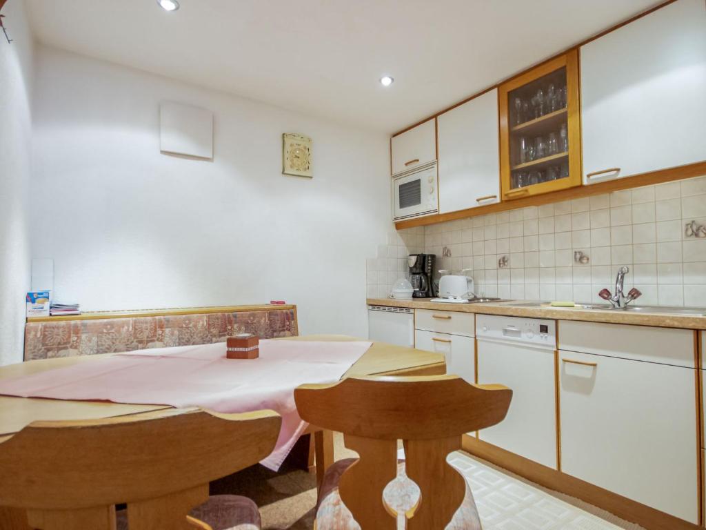 Apartment Christian by Interhome photo 1
