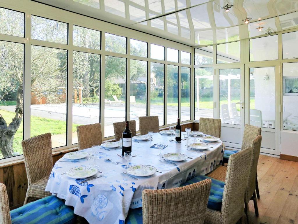 Holiday Home L'Oiseau Bleu - SUL400 by Interhome photo 2