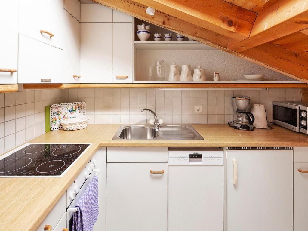 Apartment Chalet Abendrot-23 by Interhome photo 3