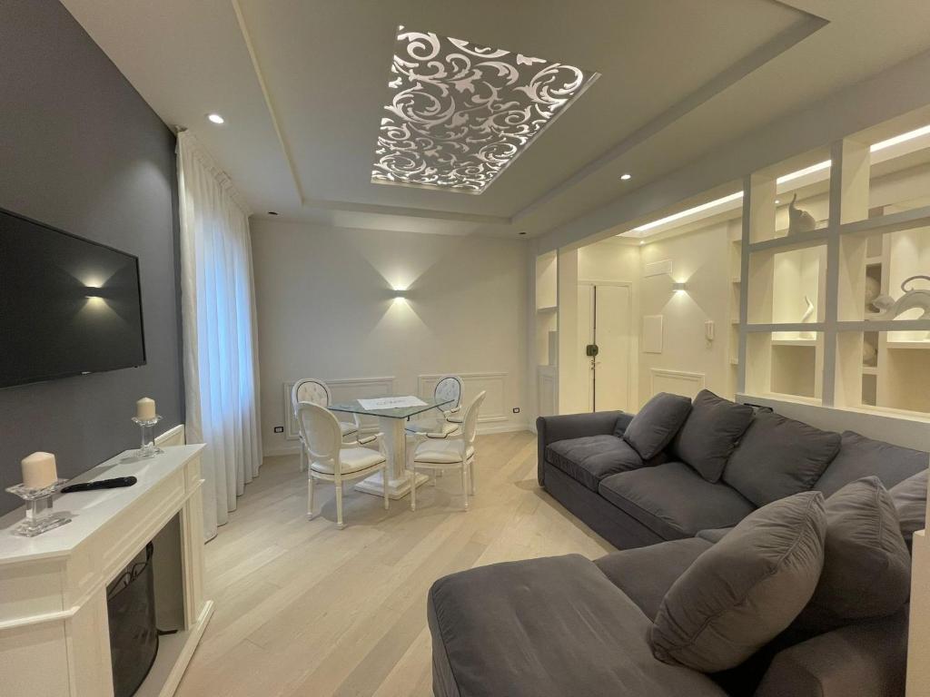 Minori Palace De Luxe Apartment photo 2