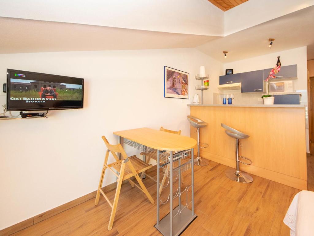 Apartment Šarić-2 by Interhome photo 4