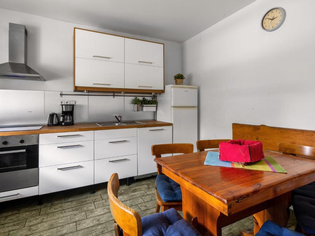 Chalet Kovářská by Interhome photo 2